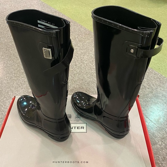 Womens Hunter Original Tall Wide Back Adjust Boots | Black Glossy | Size 10 - Picture 2 of 6